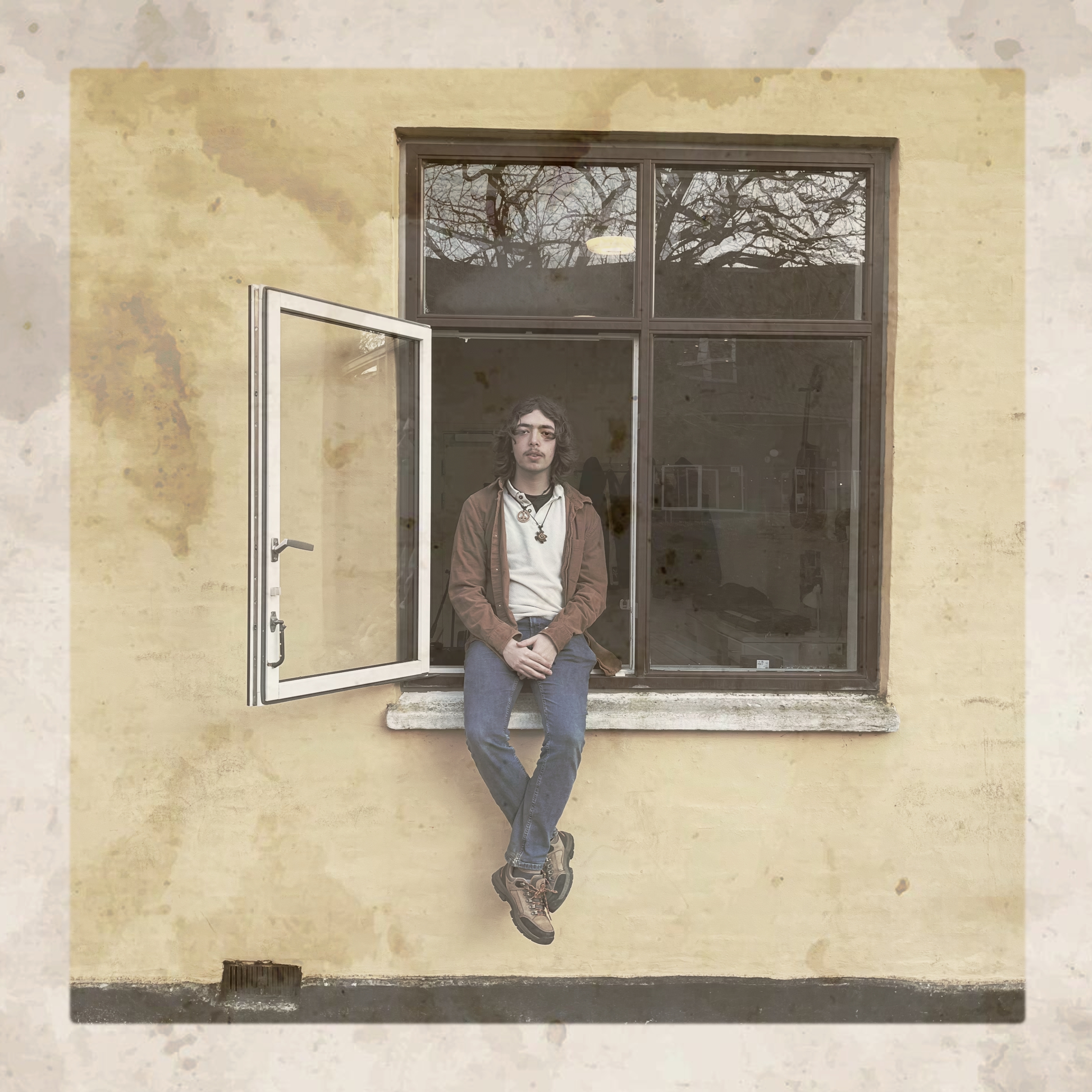 Say Hello to Mr. Pigs – EP Cover